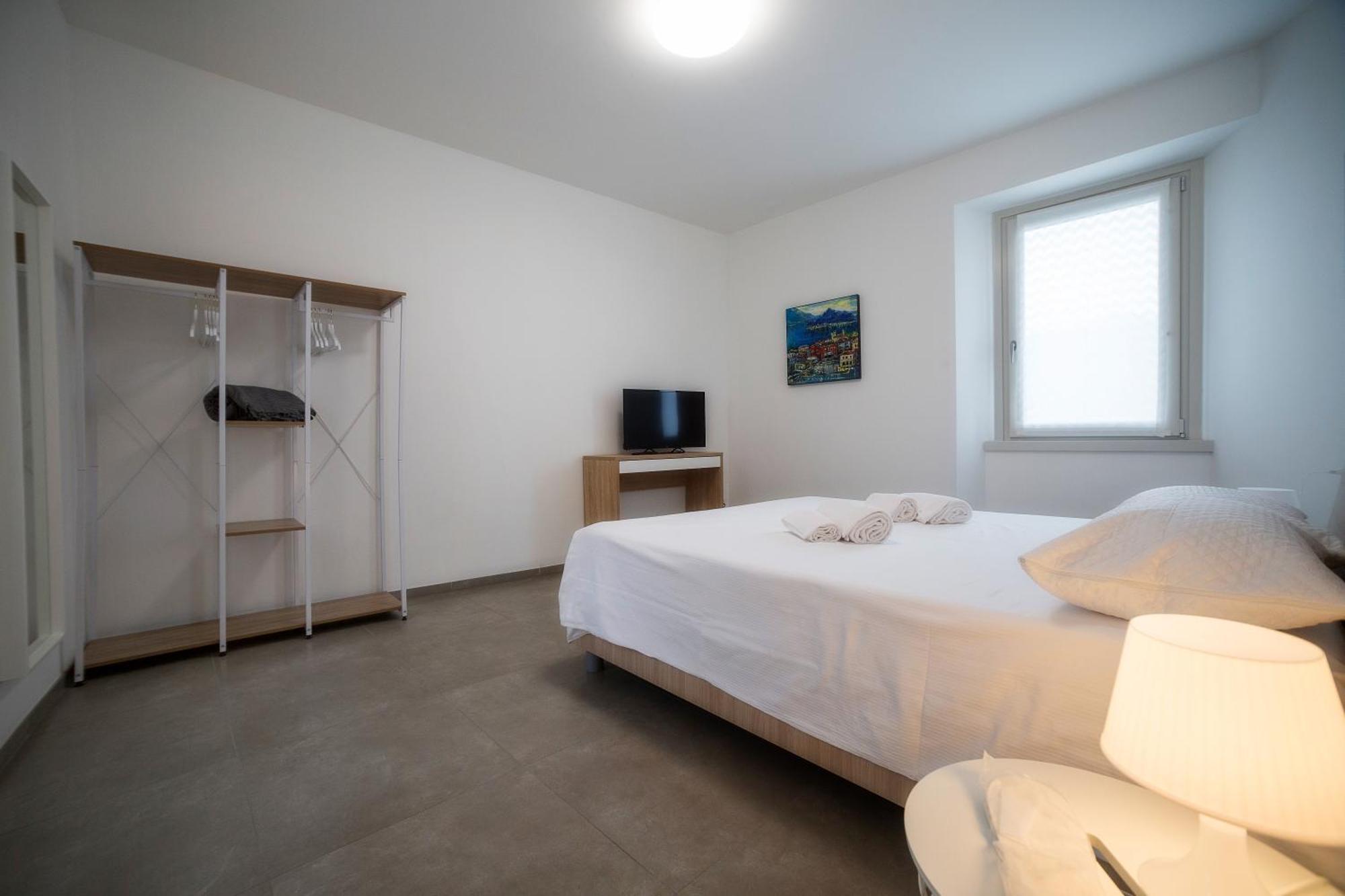 Lakefront Home Residenza Il Gallo In Riva Al Lago Pisogne Dış mekan fotoğraf