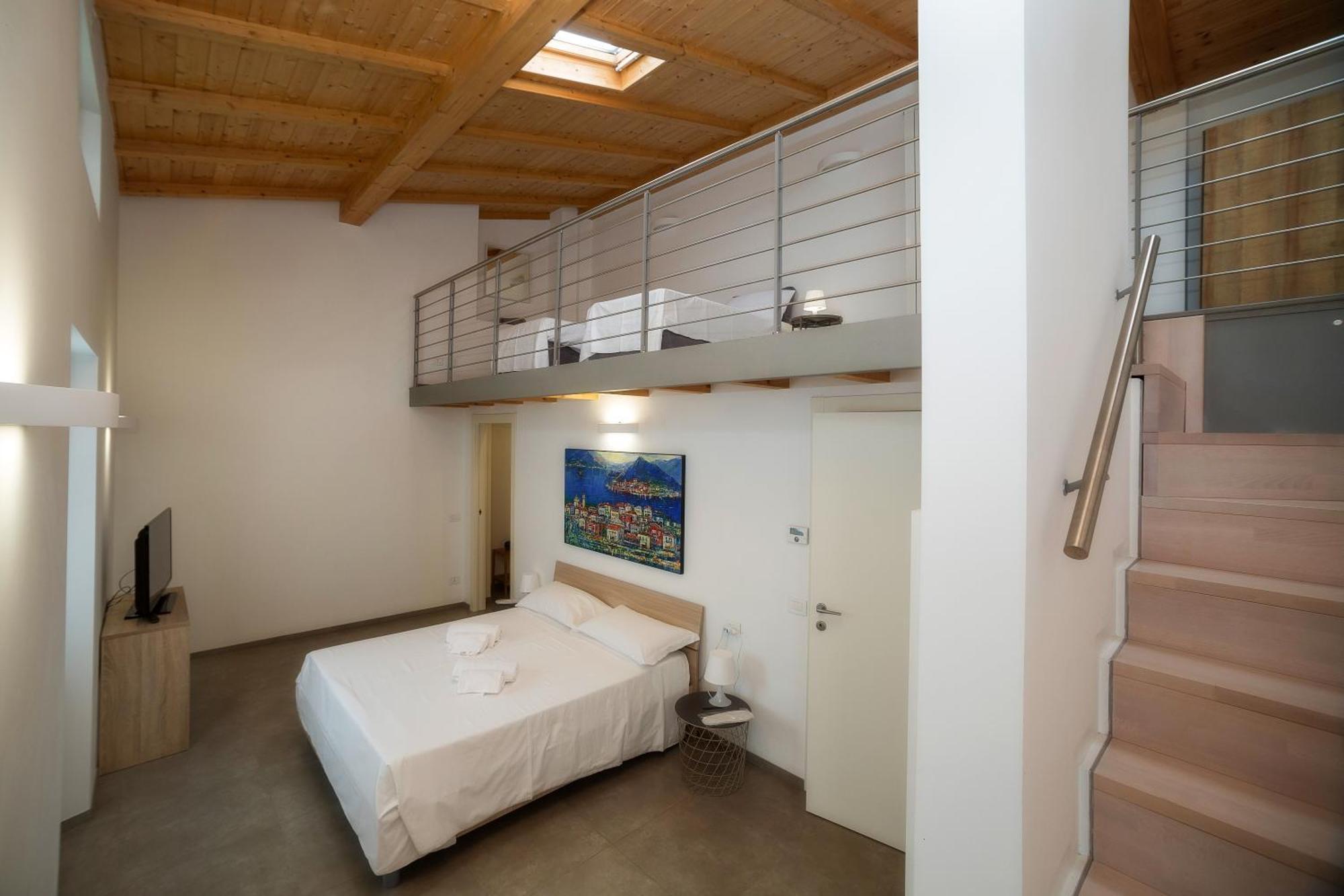 Lakefront Home Residenza Il Gallo In Riva Al Lago Pisogne Dış mekan fotoğraf